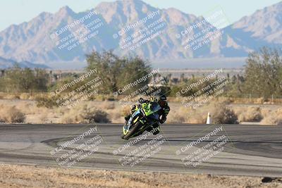 media/Dec-07-2025-CVMA (Sun) [[3e7d2de5dc]]/Race 17-Amateur Formula Middleweight/